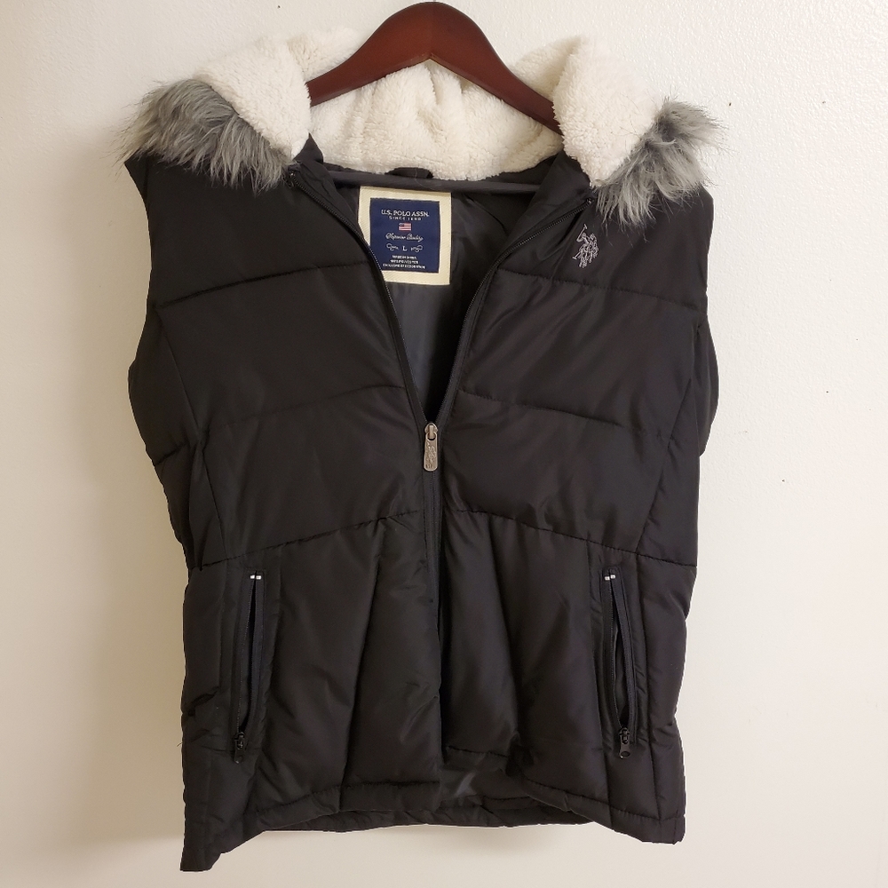 U.S. Polo Assn. Black Puffer Vest with White Fur Trim